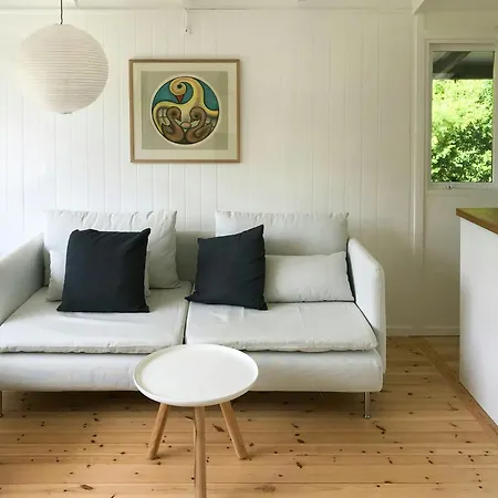 Summer House In With Meadow View Nyaraló